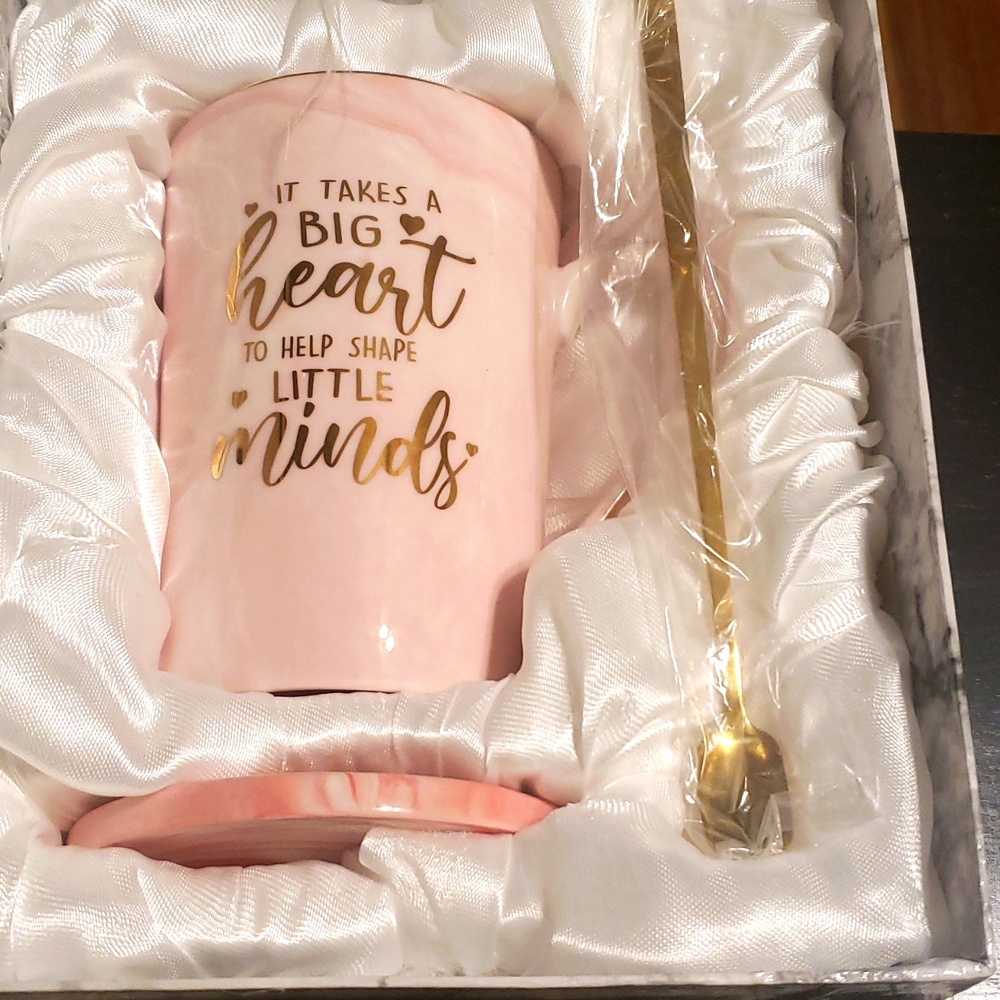 Boxed gift set Tea/coffee cup spoon and coaster lined with silk